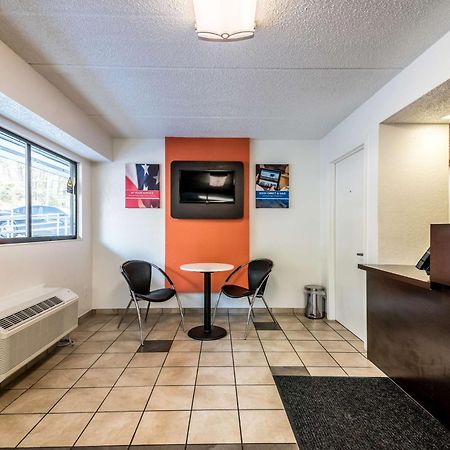 Motel 6-Birmingham, Al Esterno foto