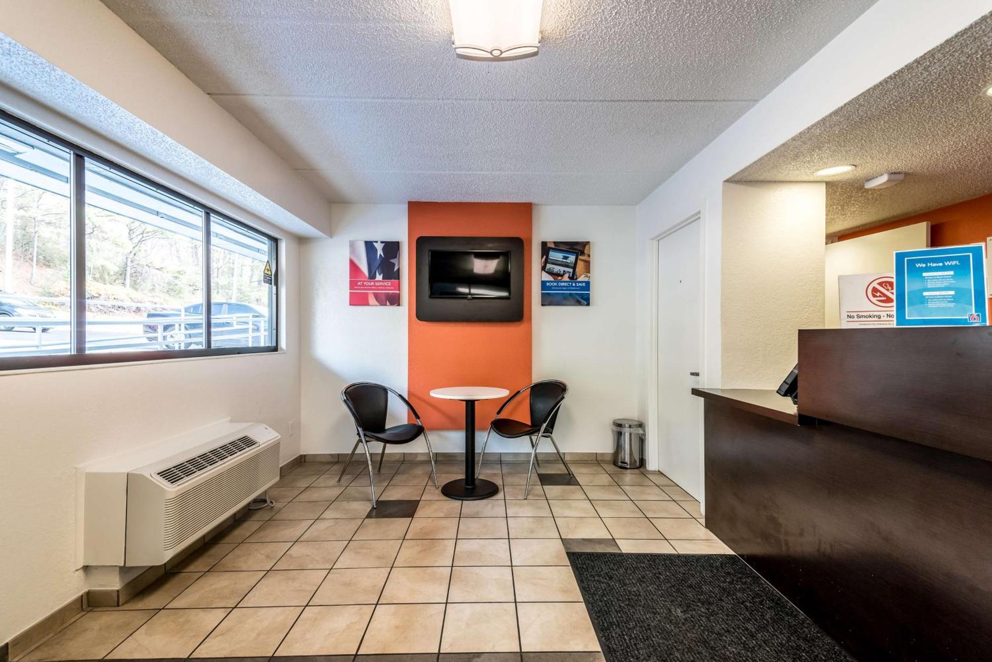 Motel 6-Birmingham, Al Esterno foto